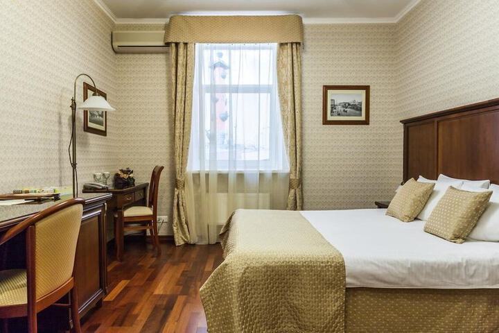 Room 30 of 71