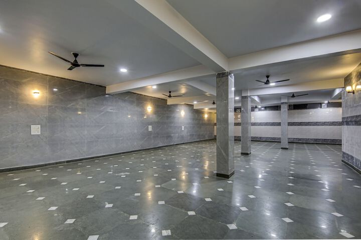 Ballroom/Hall 39 of 46