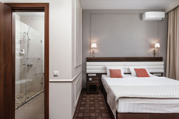 Room 14 of 47