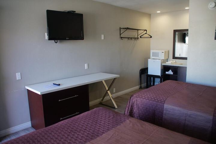 Room 5 of 27