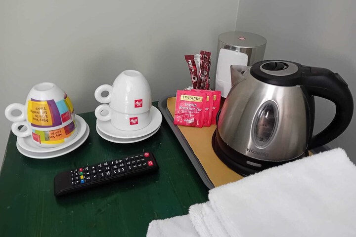 Breakfast/Coffee Service 32 of 66