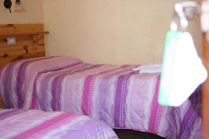 Room 26 of 63