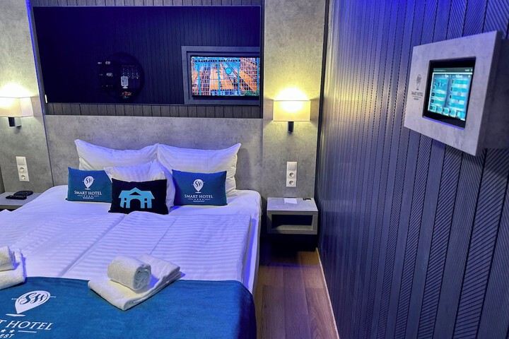 Room 95 of 194