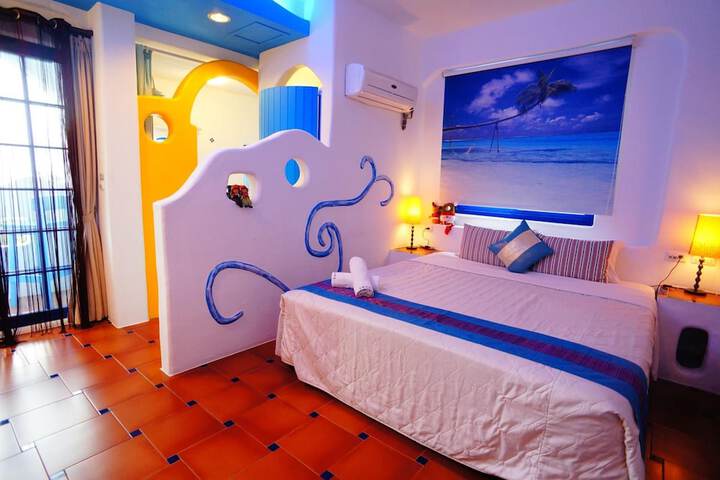 Room 16 of 65