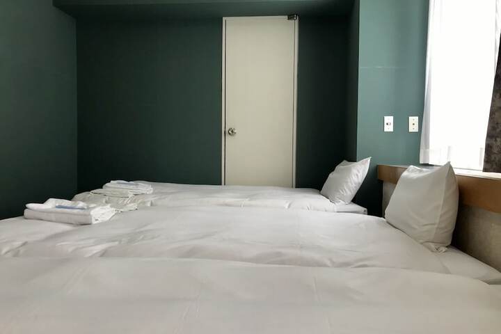 Room 40 of 139