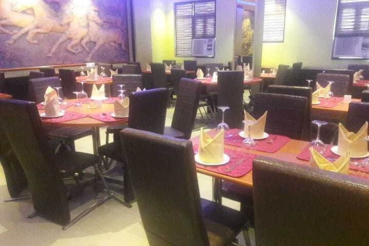Dining 50 of 77