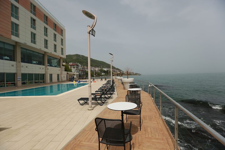 Pool Hotel