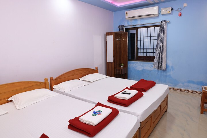 Room 2 of 29