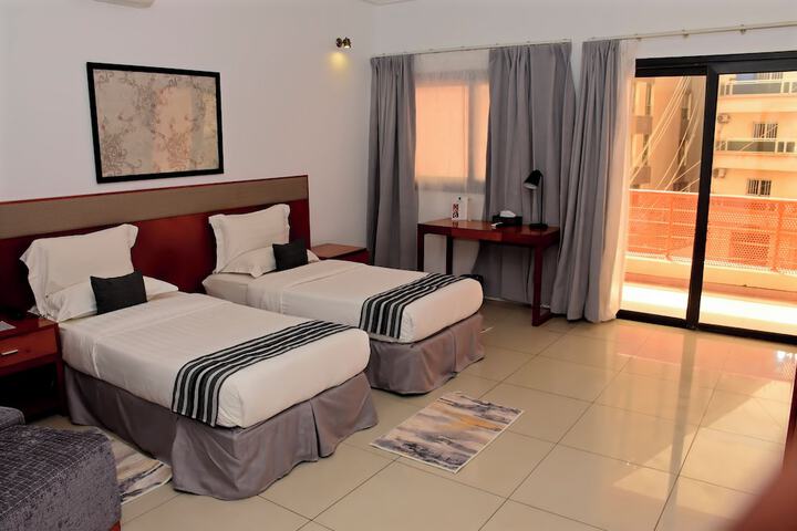 Room 43 of 74