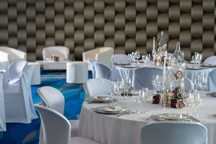 Dining 139 of 229