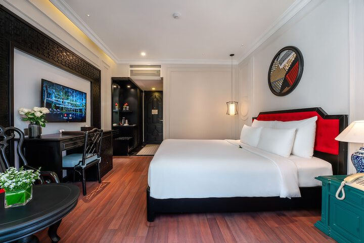 Room 15 of 115