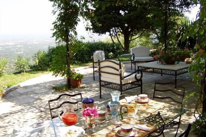 Terrace/Patio 33 of 34