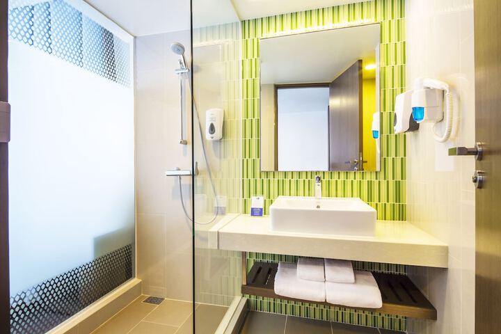 Clean Restrooms