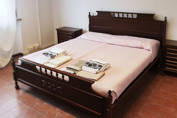 Room 3 of 13