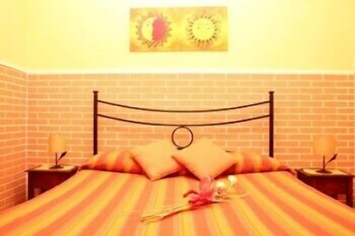 Room 18 of 53