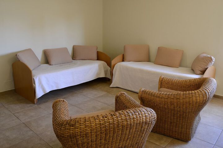 Room 6 of 49