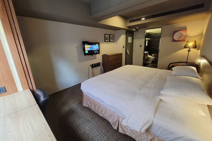 Room 32 of 91