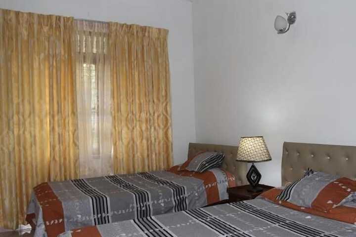 Room 3 of 11