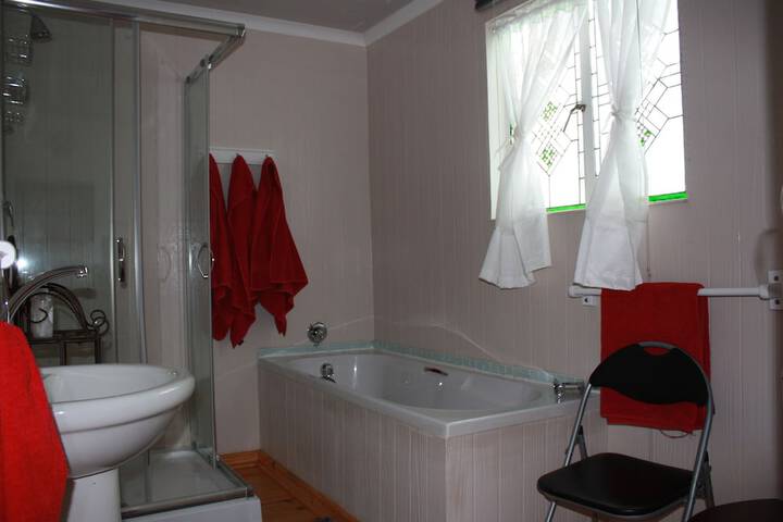 Room 27 of 41