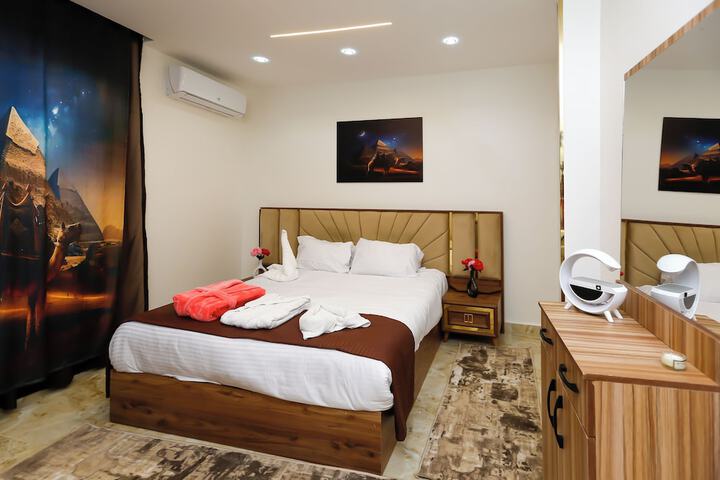 Room 12 of 79