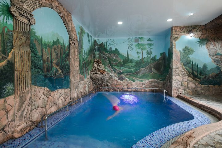 Pool 70 of 91