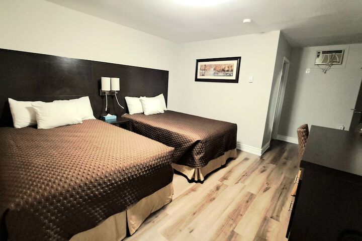 Room 3 of 30