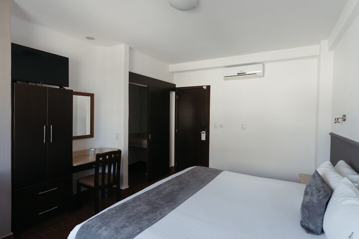 Room 10 of 41