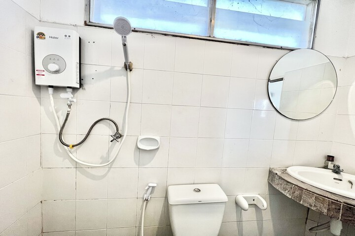 Room 60 of 78