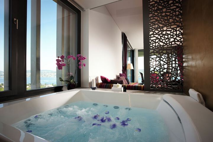 Relaxing Spa
