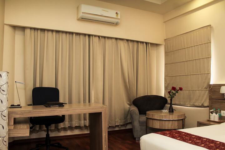 Room 14 of 85