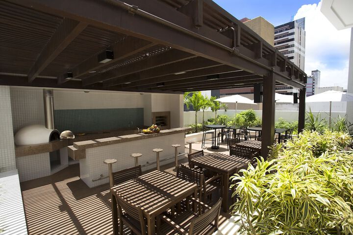 Astron Suítes Mondial Salvador by Nobile in Salvador