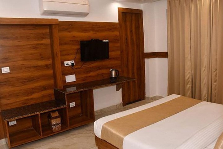 Room 7 of 26