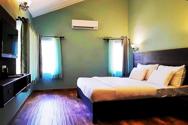 Room 9 of 60