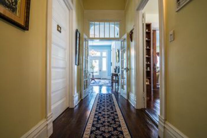 Ballroom/Hall 44 of 66