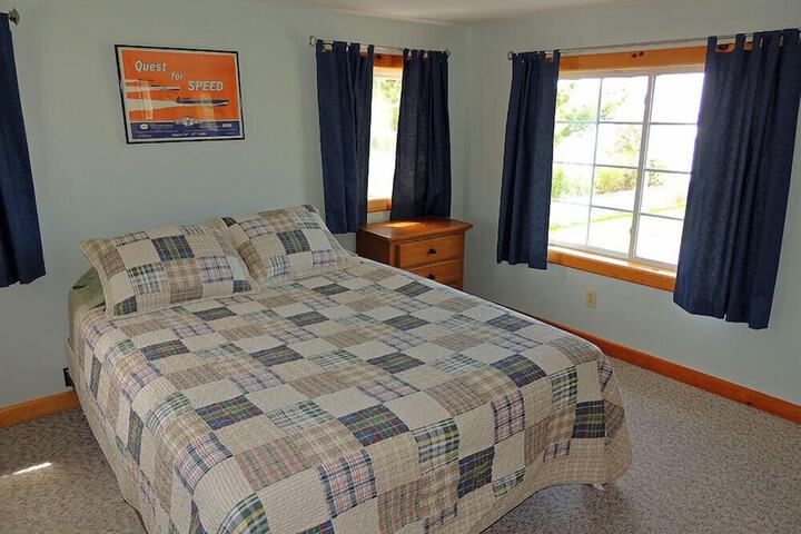 Room 55 of 338