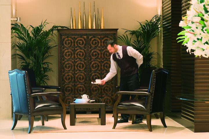 Hotel Lobby