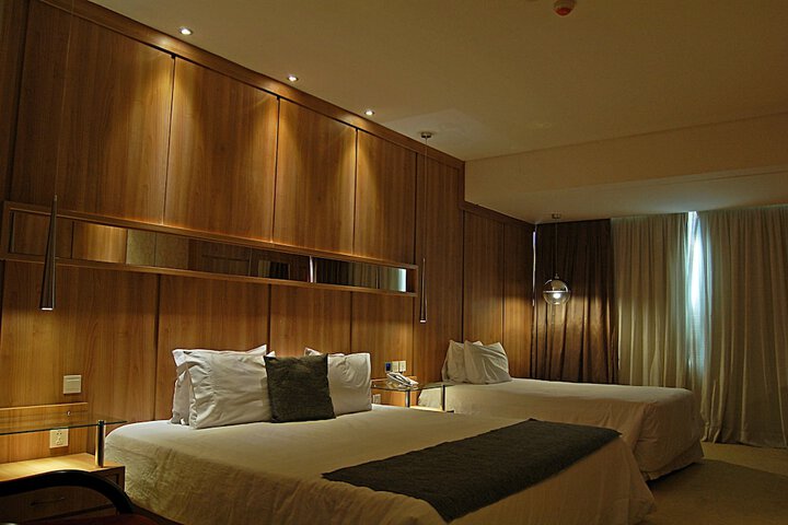 Room 10 of 73