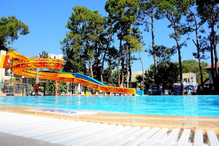 Pool 20 of 57