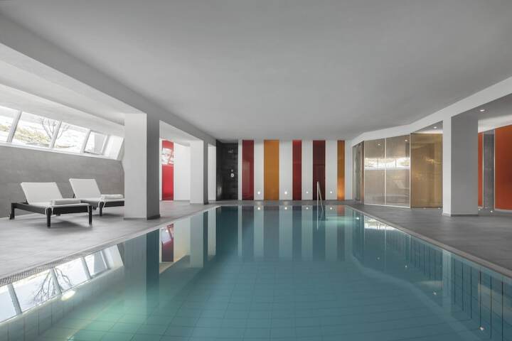 Pool 46 of 107