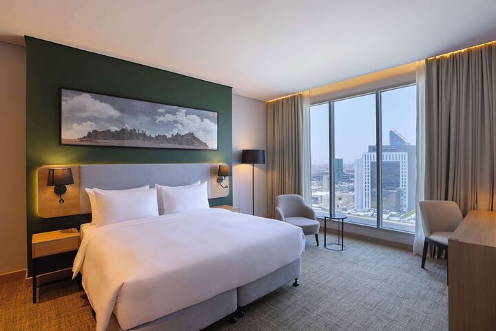 Room 37 of 223