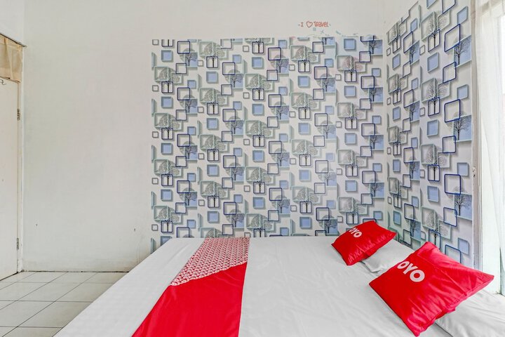 Room 12 of 17
