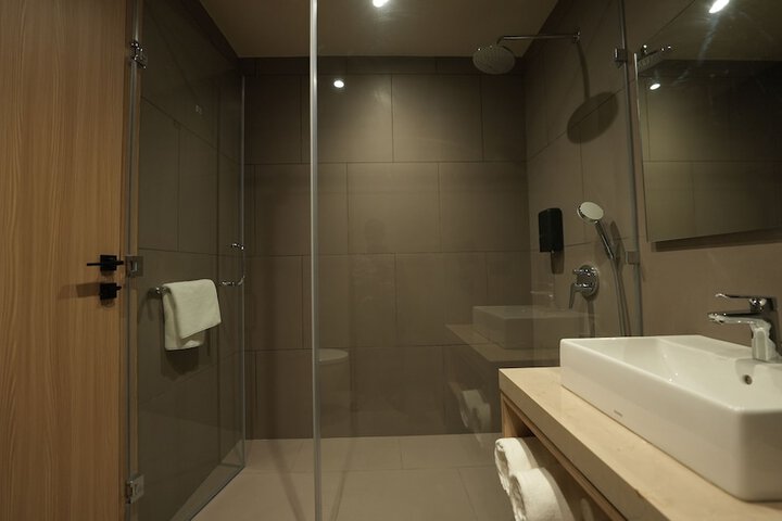 Room 31 of 50