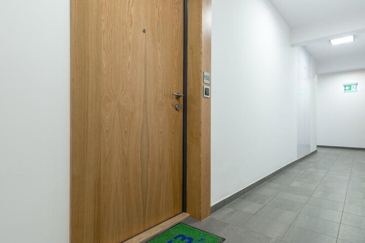 Ballroom/Hall 13 of 15