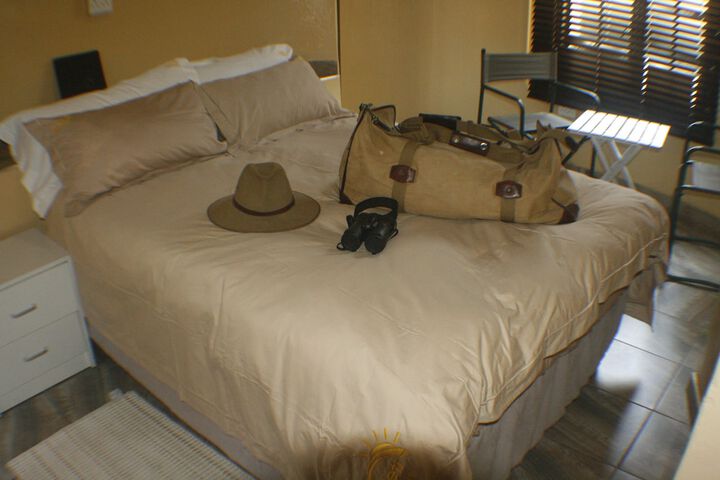 Room 12 of 19