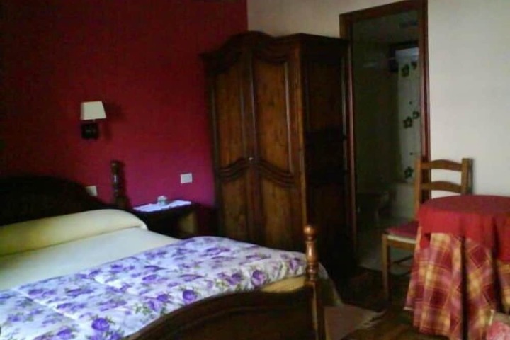 Room 10 of 45