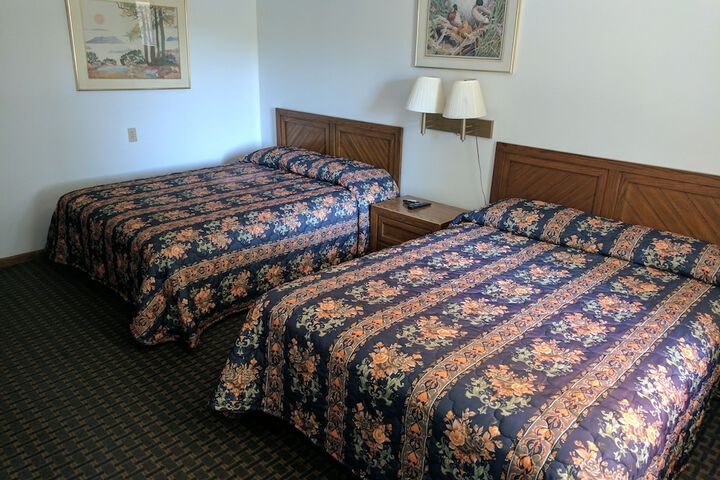 Room 6 of 32