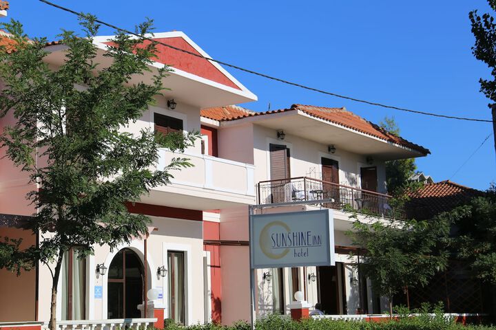 Sunshine Inn Hotel in Lefkada