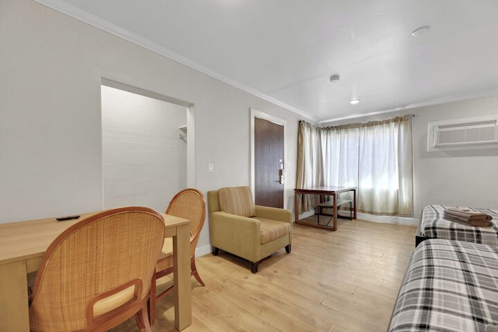 Room 19 of 58