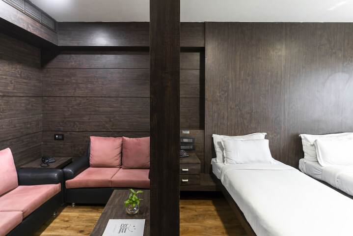 Room 16 of 64