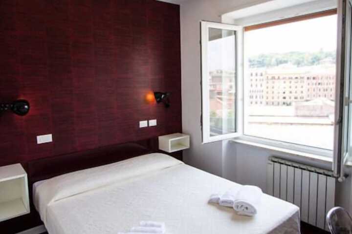 Room 20 of 36